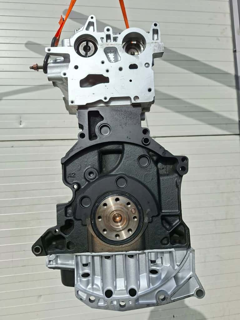 Moteur AHV (DW10FDD) vue 5