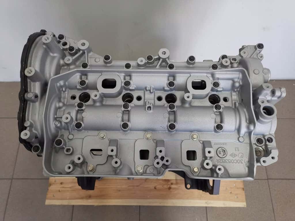 Moteur M9R 714 vue 5
