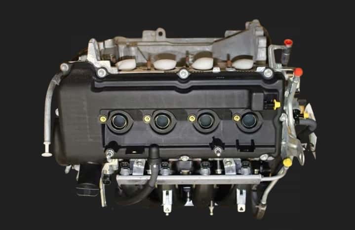 Moteur 4A92 vue 2
