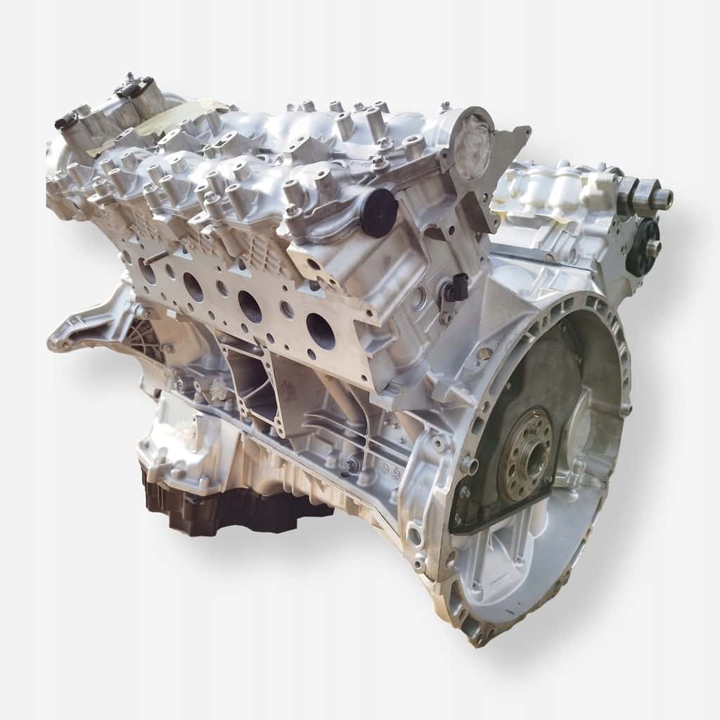 Moteur M 157.983 vue 2