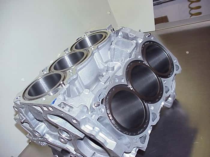 Moteur F20DVH vue 11