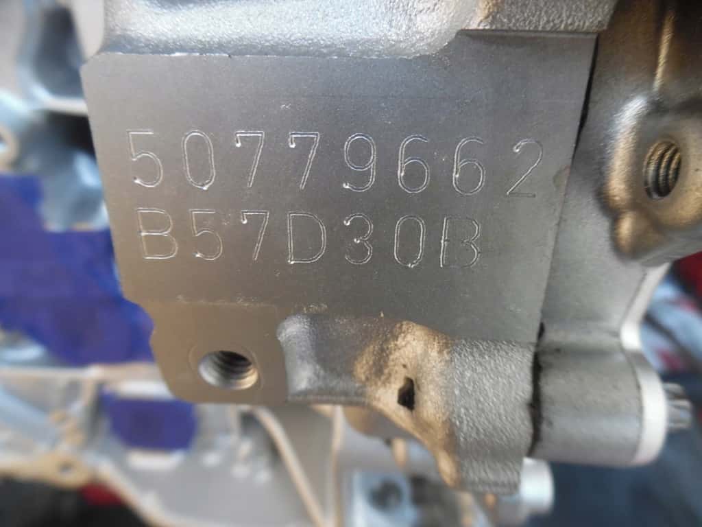 Moteur B57 D30 A vue 5