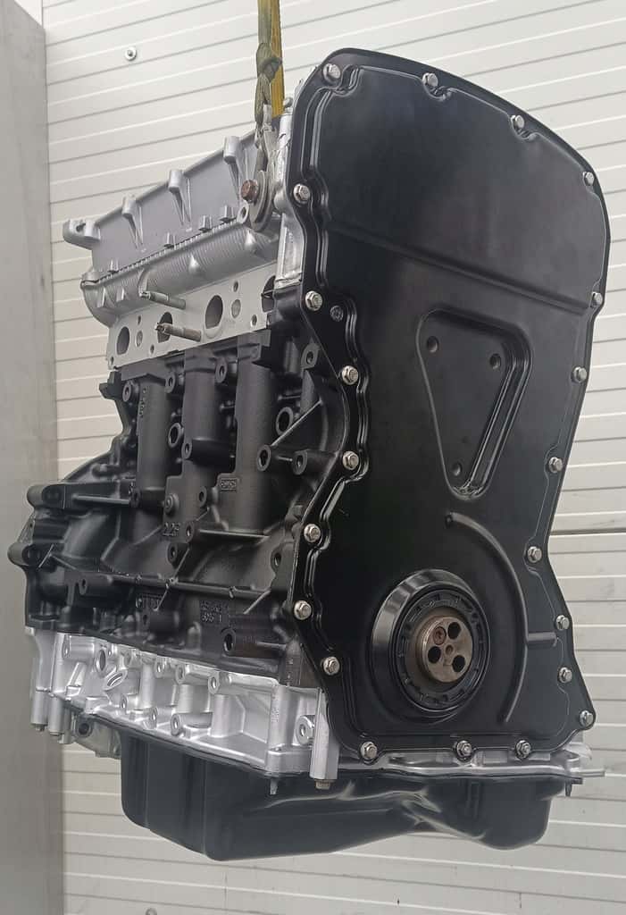 Moteur 4HV vue 4