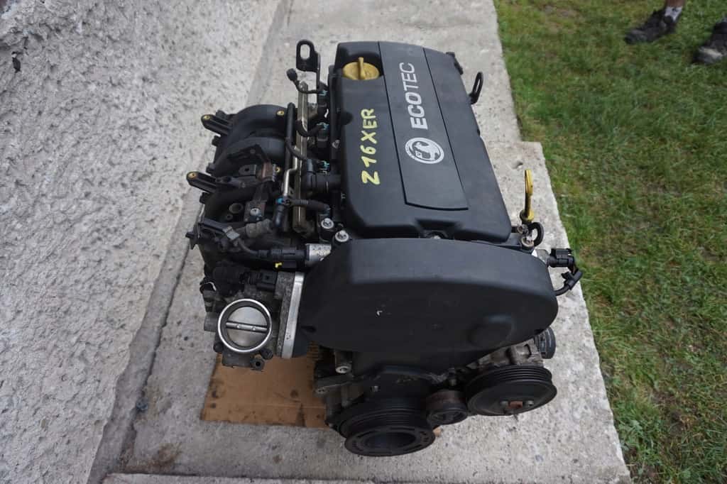 Moteur Z 16 XER vue 2