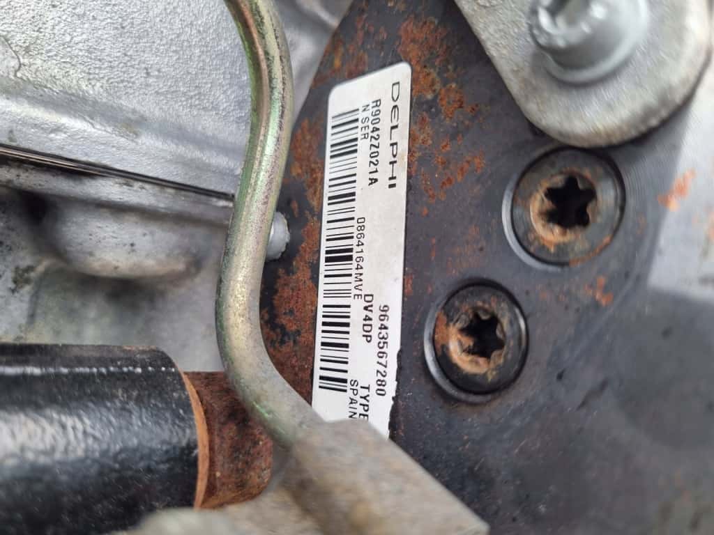 Moteur 8HY (DV4TED4) vue 7