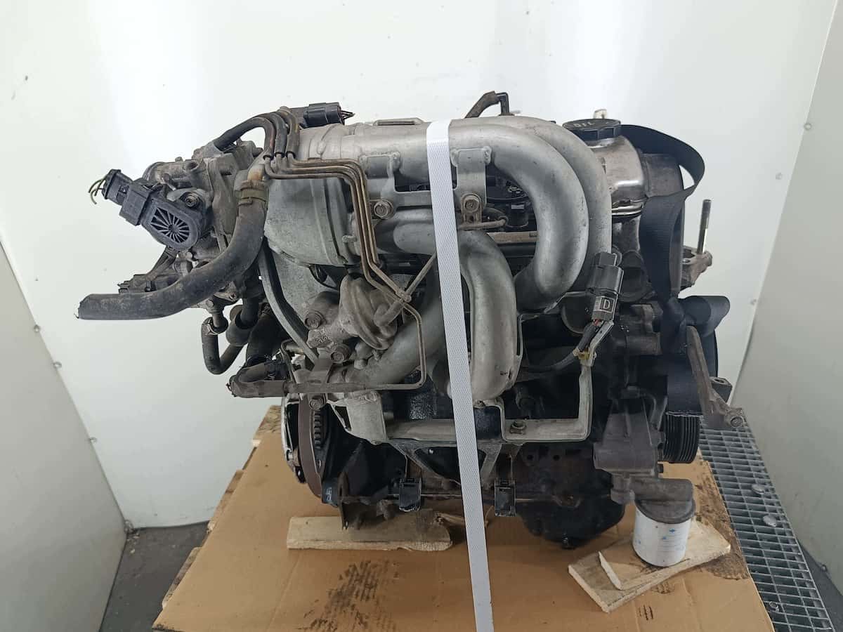 Moteur 4G13 (16V) vue 6