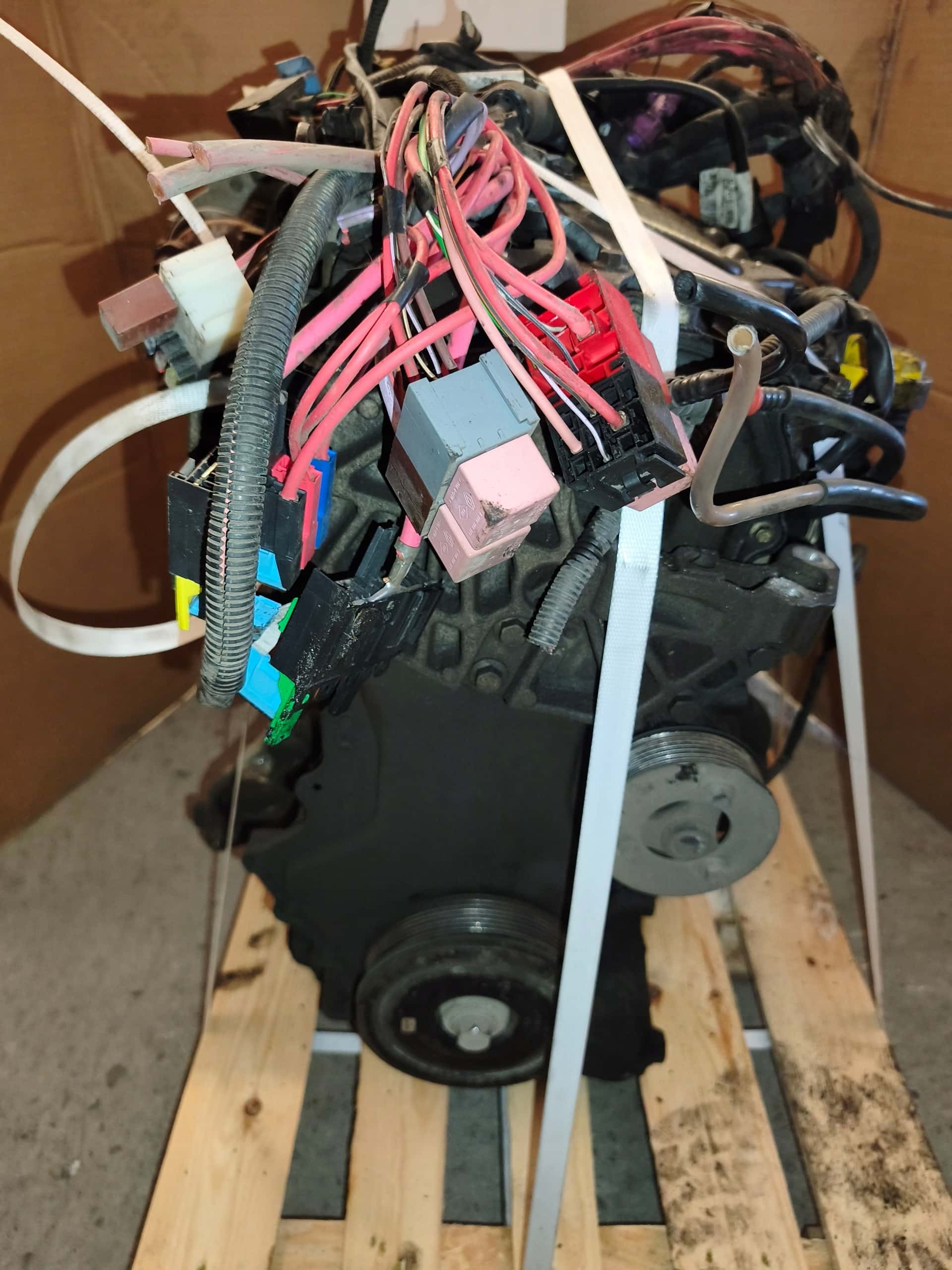 Moteur M9R 782 vue 6