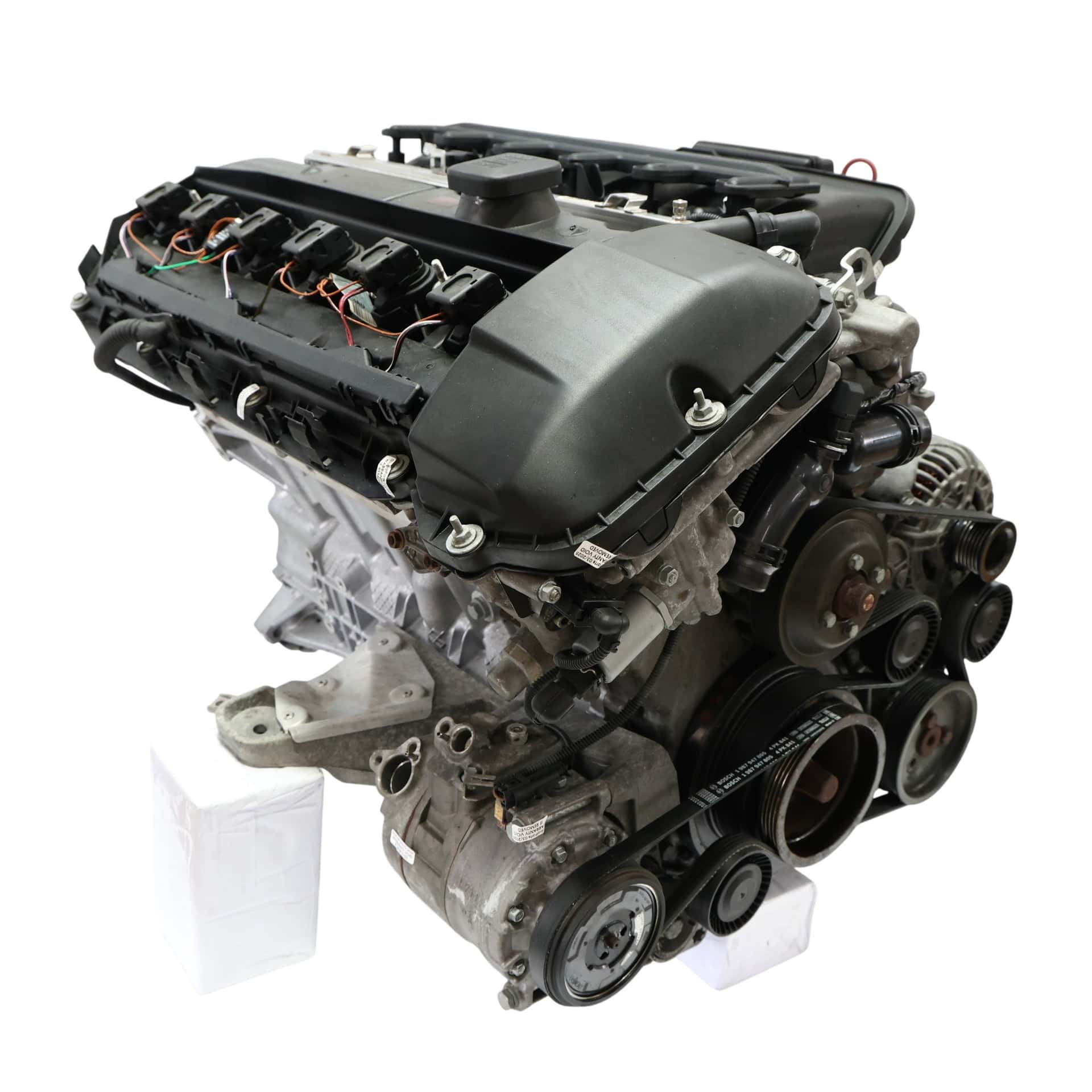 Moteur M54 B25 (256S5) vue 8