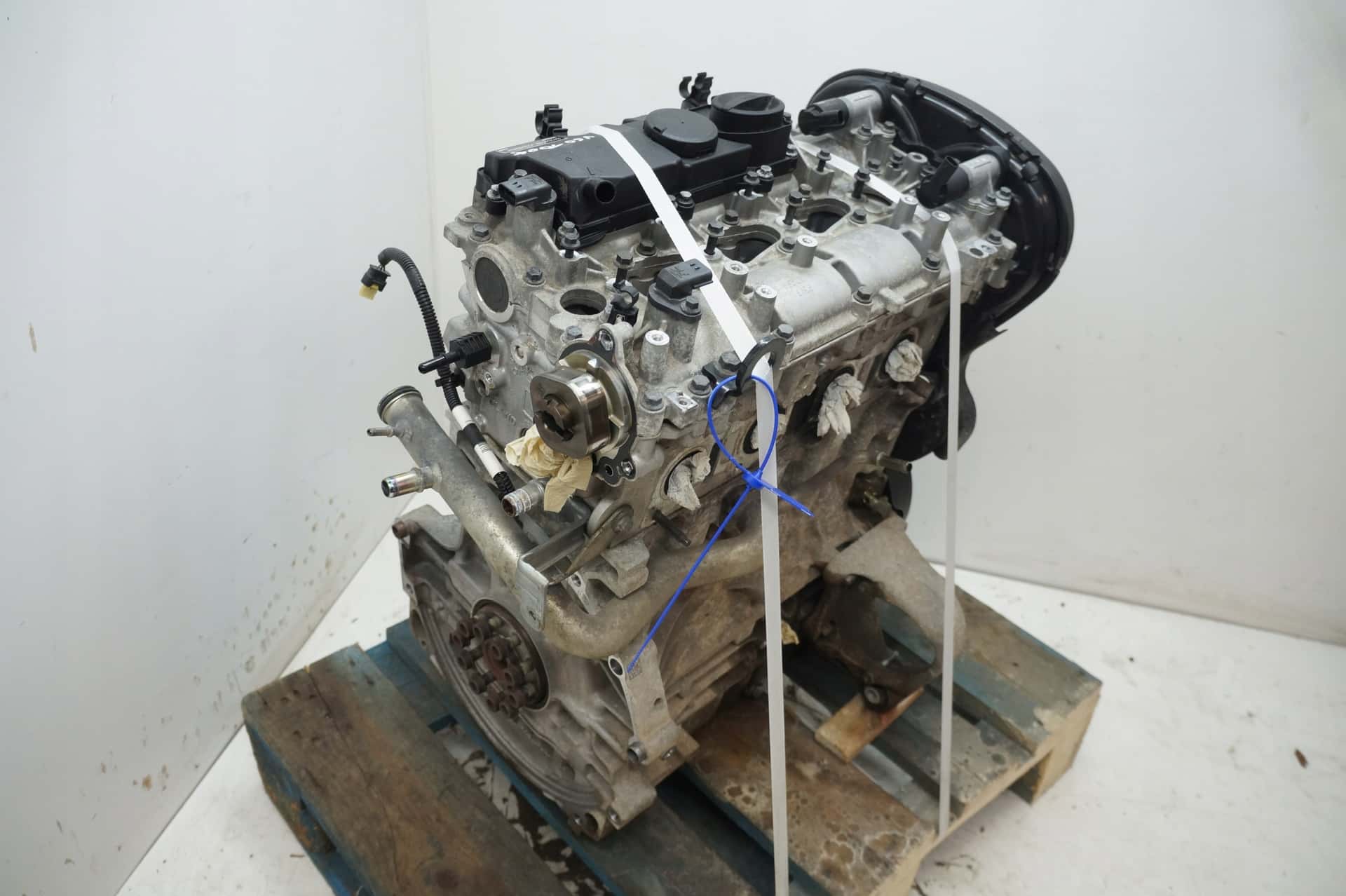 Moteur B 4204 T19 vue 3