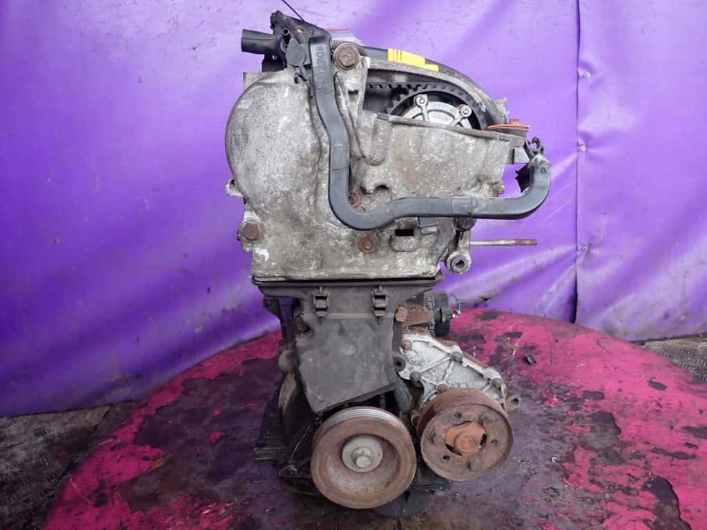 Moteur F4R 700 vue 2