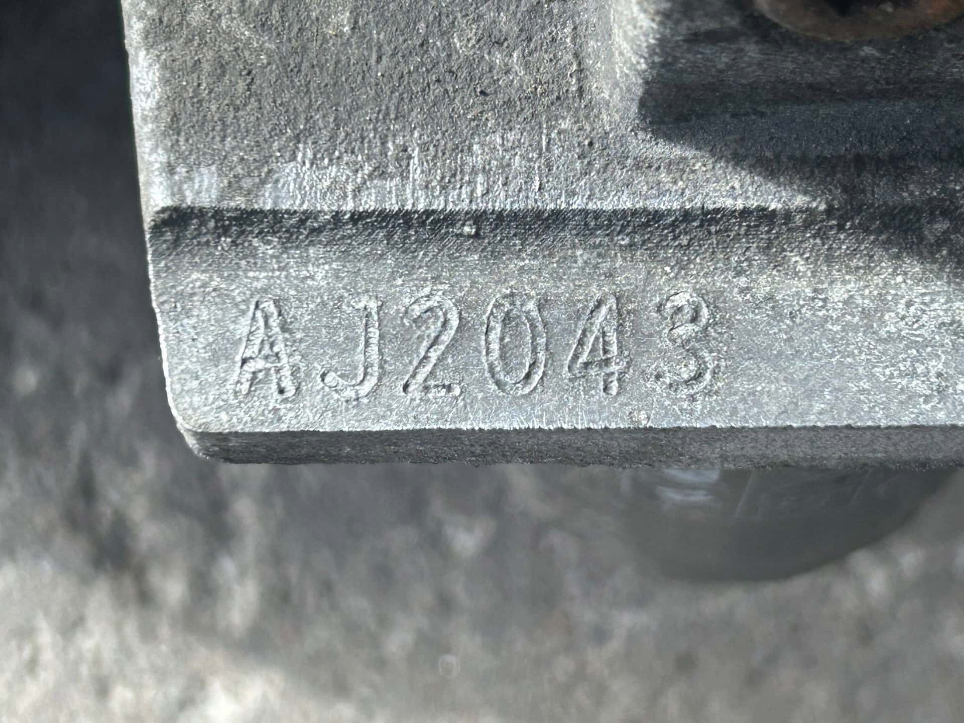 Moteur 4B12 vue 10