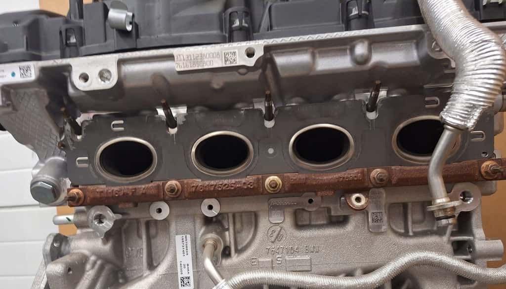 Moteur B46 A20 A vue 2