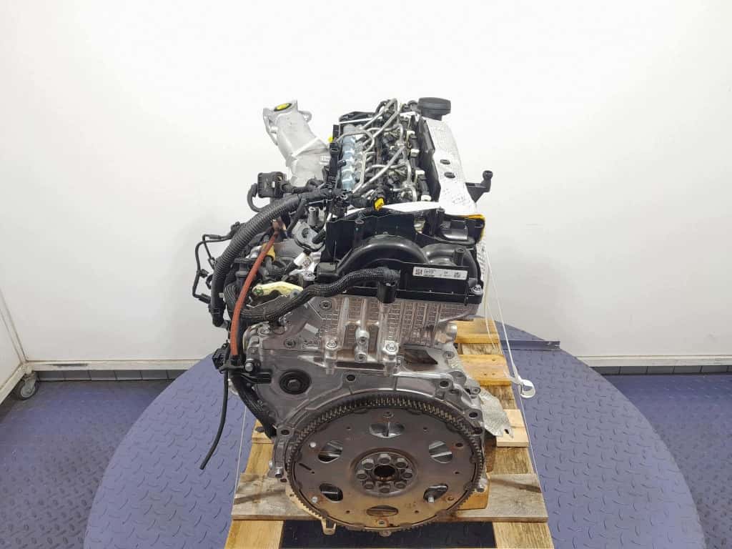 Moteur B57 D30 B vue 3