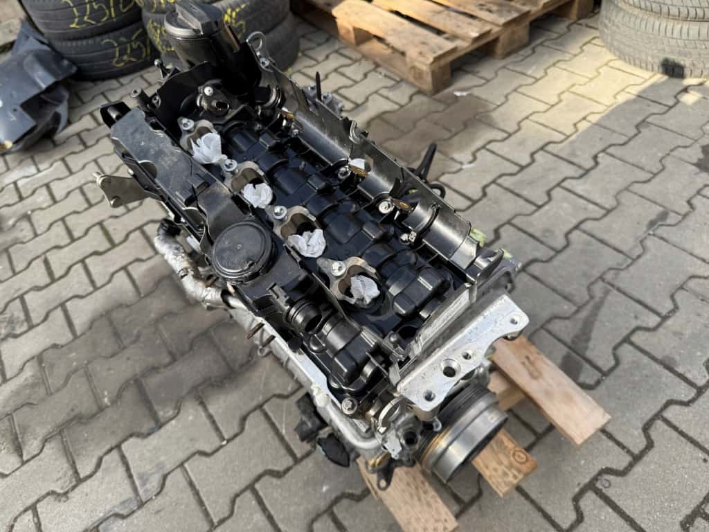 Moteur B47 C20 B vue 4
