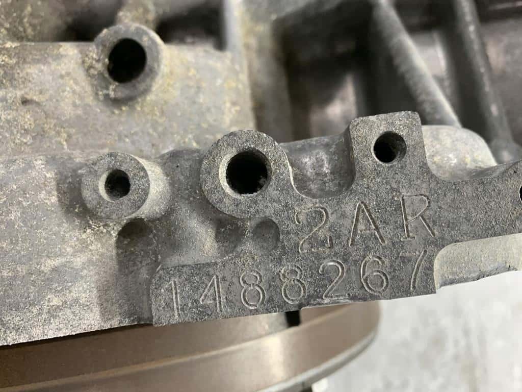 Moteur 2AR-FXE vue 2
