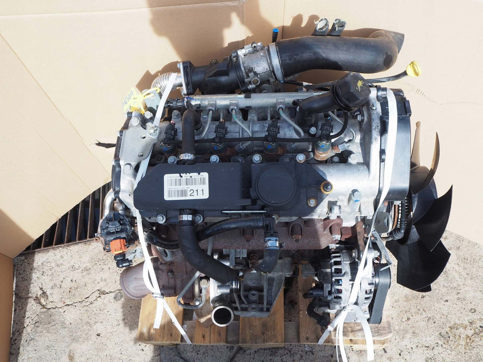 Moteur F1AE3481B vue 5