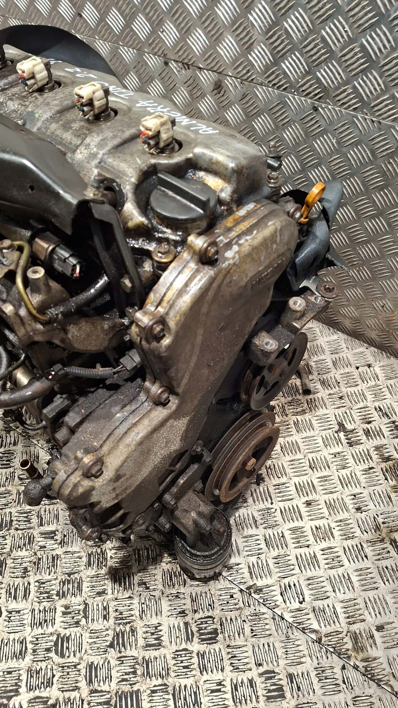 Moteur YD22DDTi vue 8