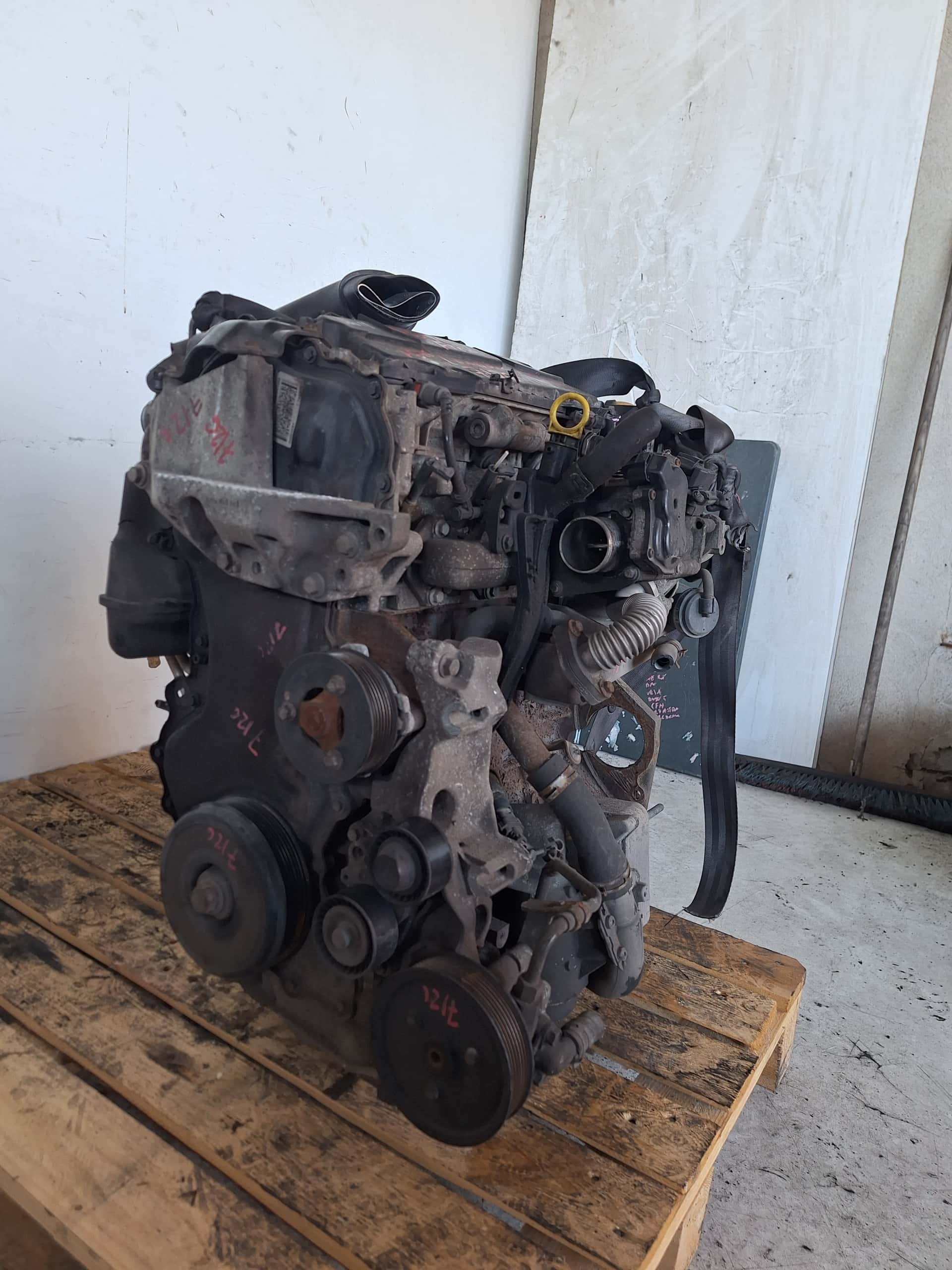 Moteur M9T 672 vue 4