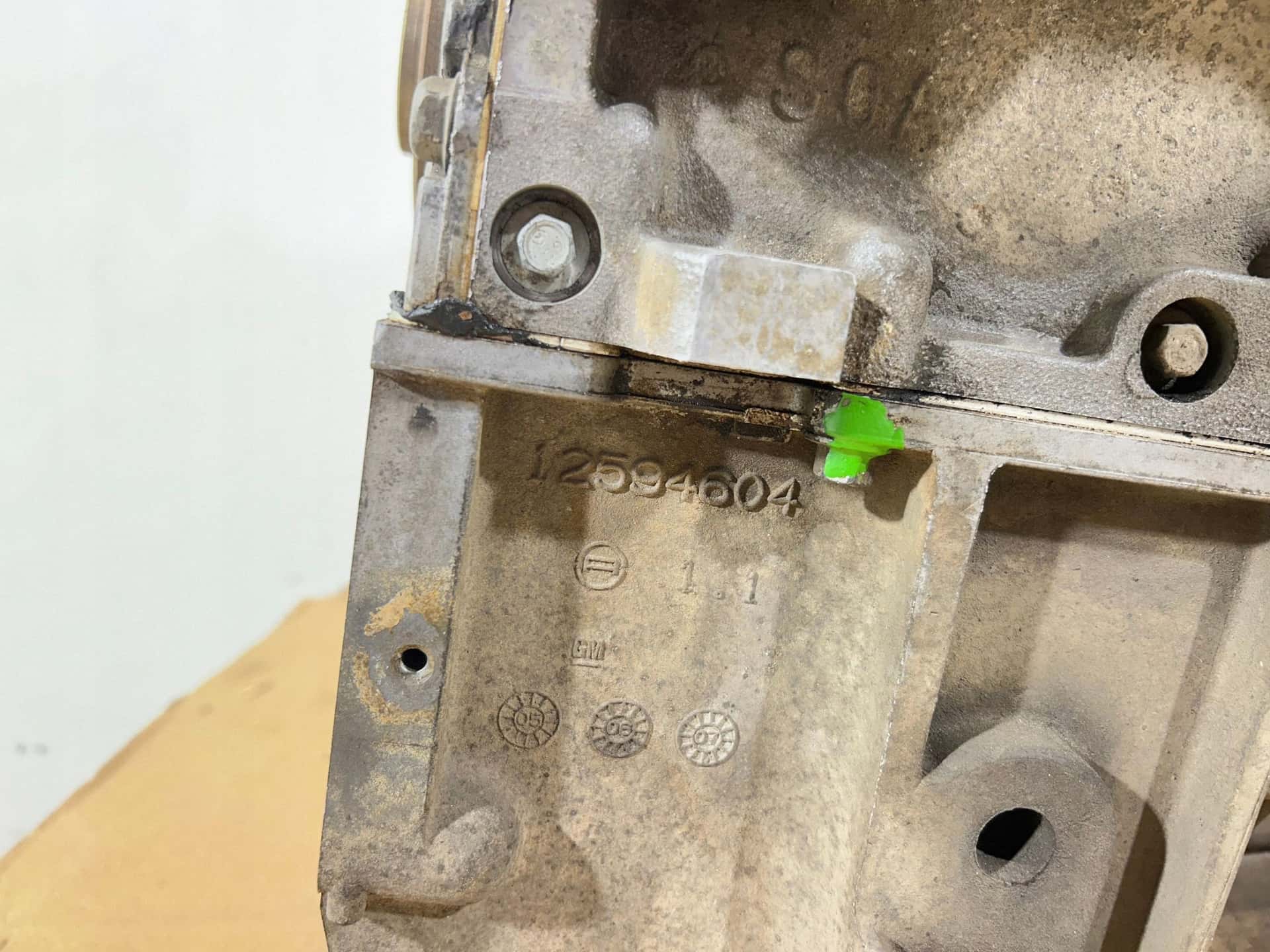 Moteur LC9(325CUV8) vue 6