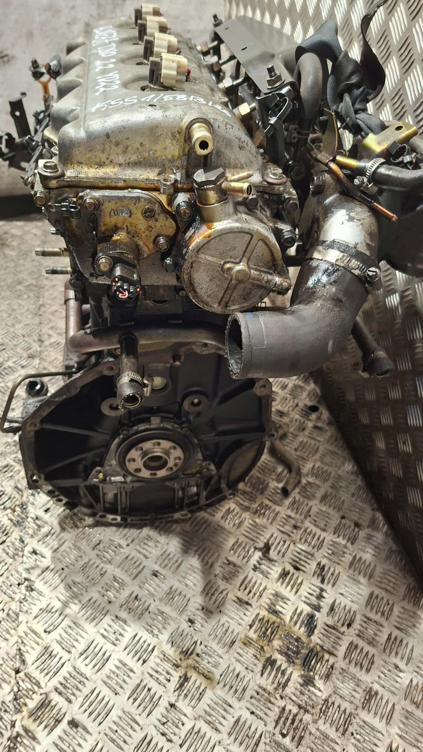 Moteur YD22DDTi vue 4