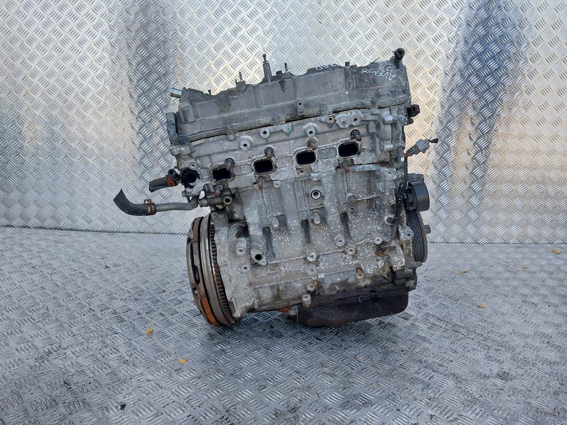 Moteur 2AD-FTV vue 2
