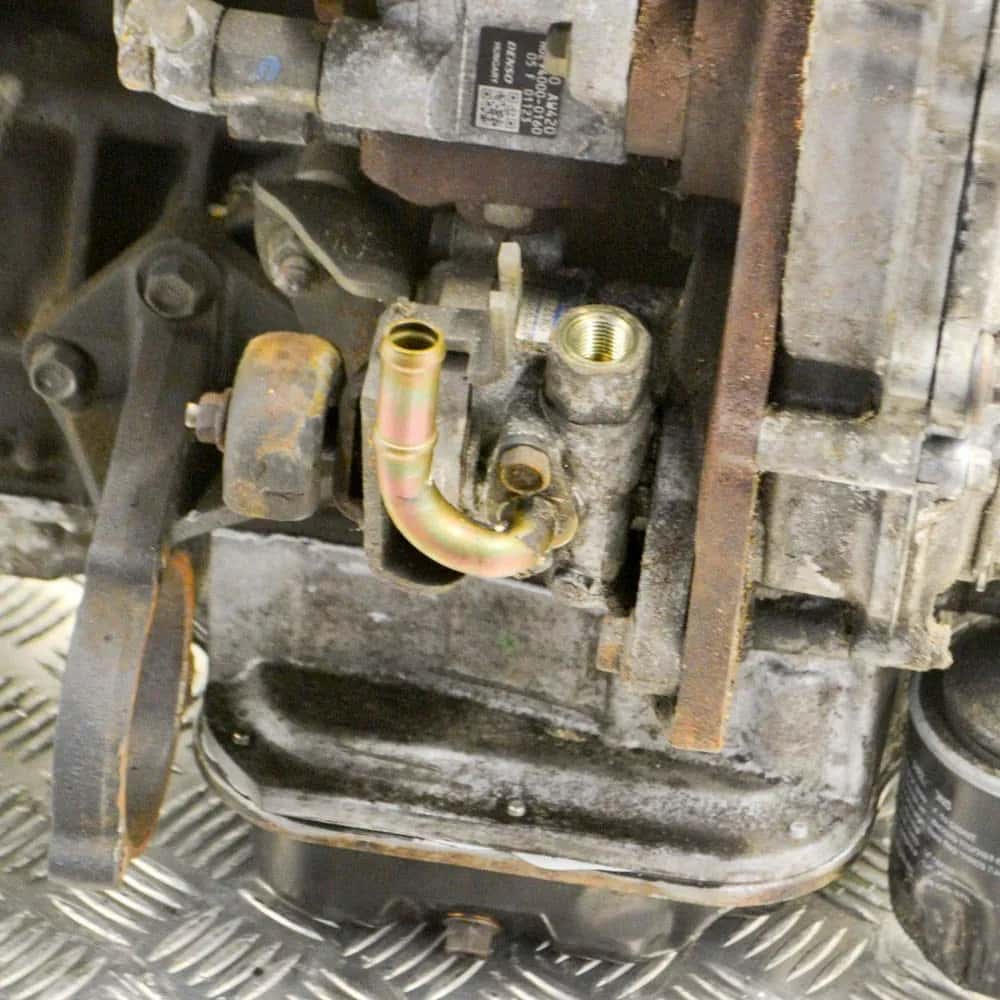 Moteur YD22DDT vue 8
