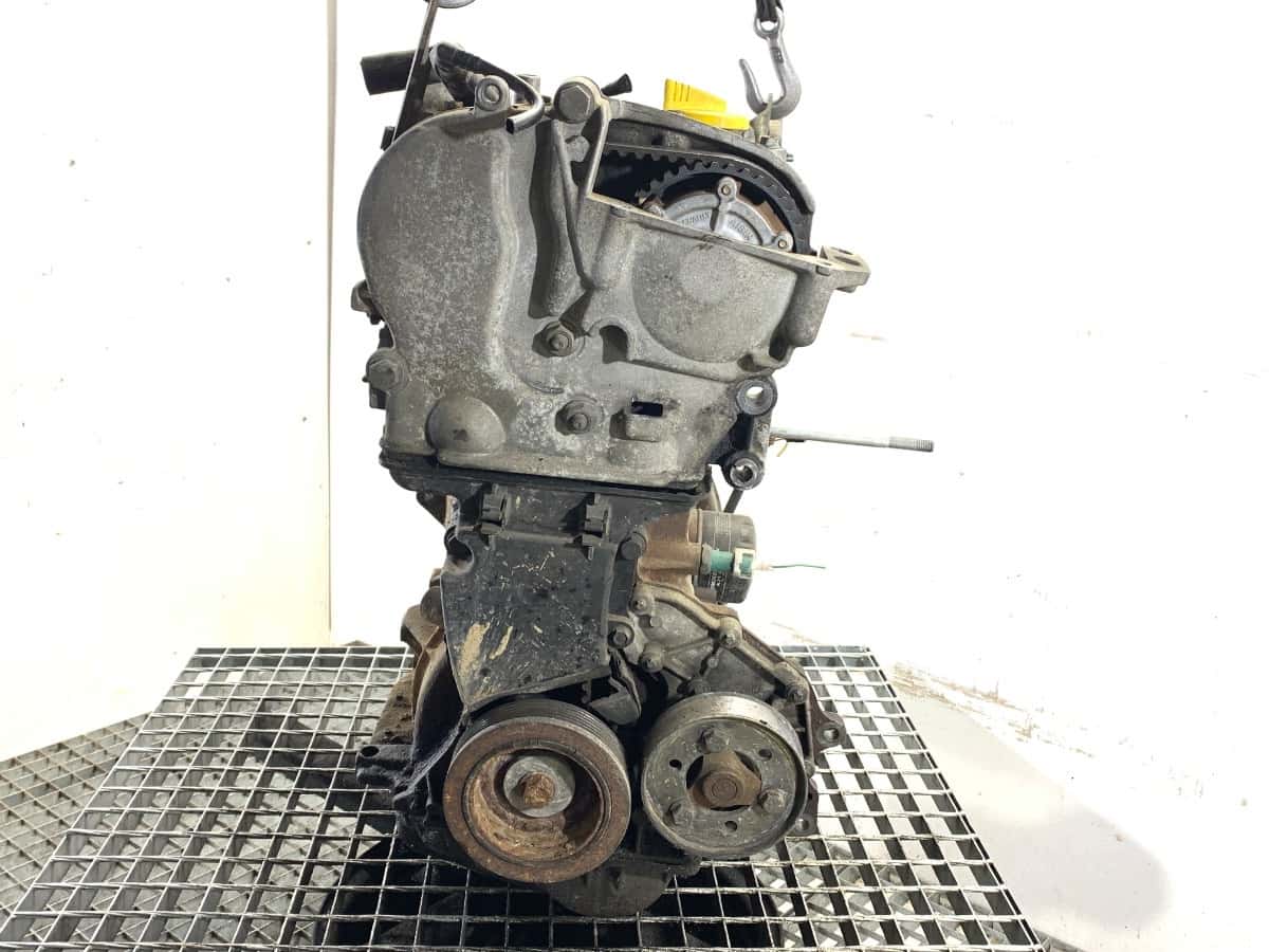 Moteur F4R 744 vue 4
