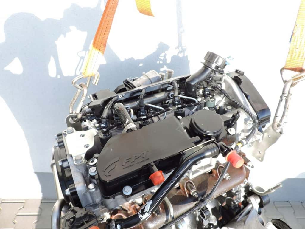 Moteur F1AE3481A vue 6