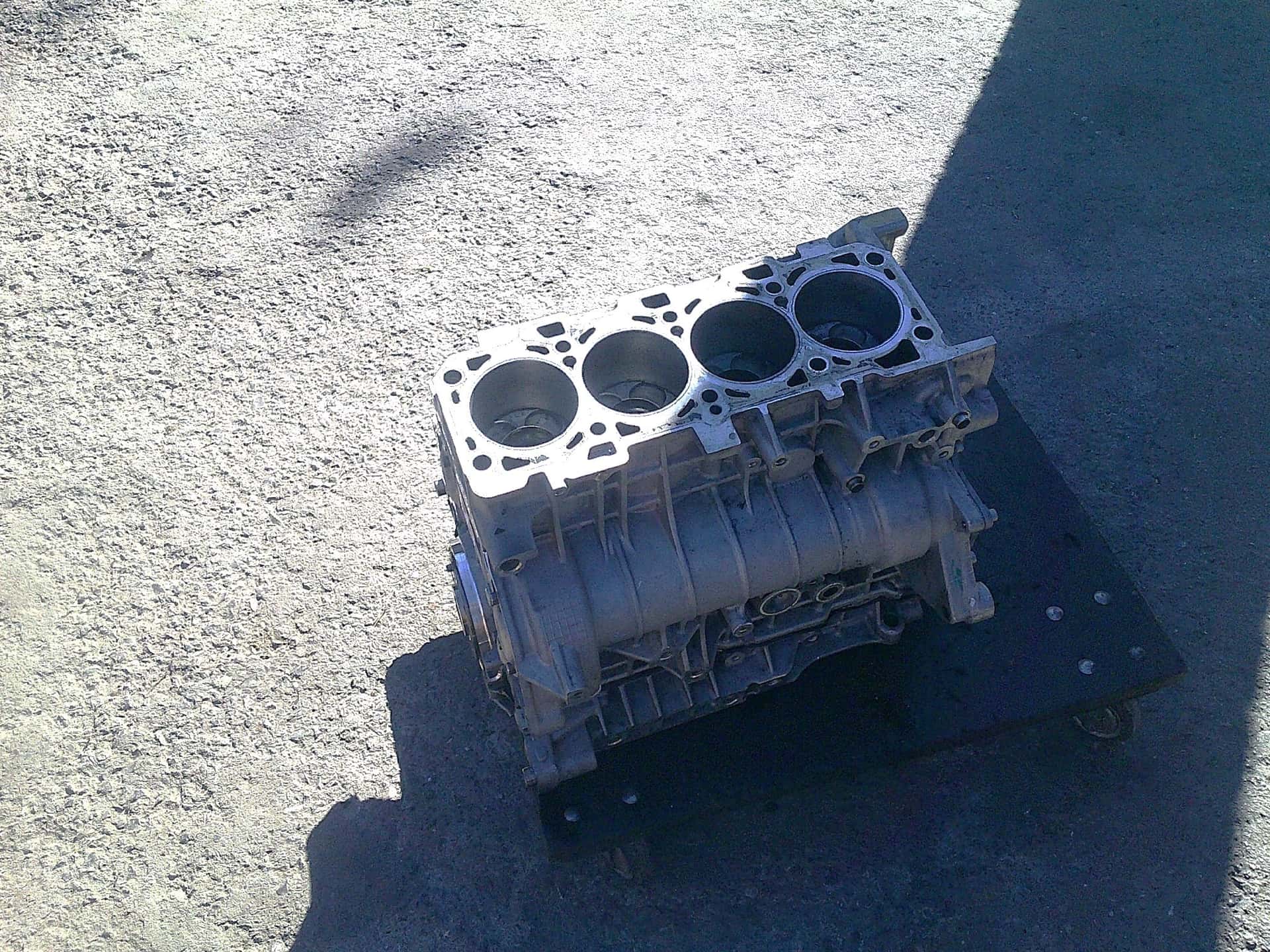 Moteur 552 68 818 vue 4