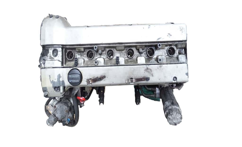 Moteur M 104.994 vue 3