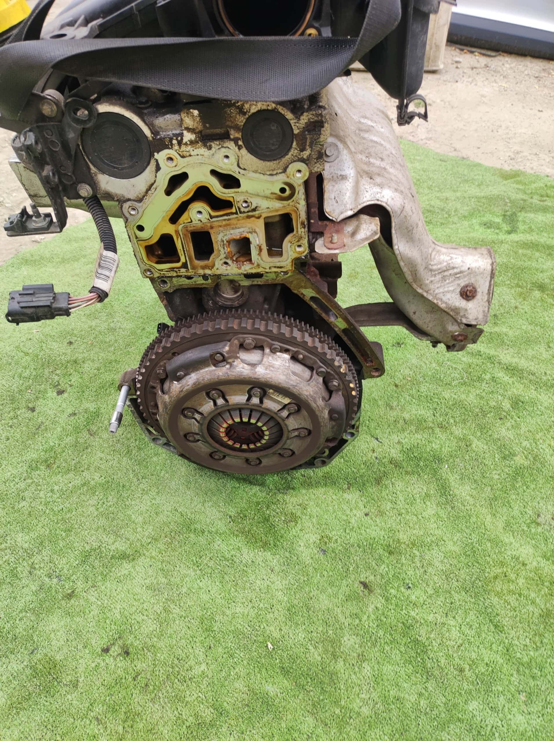 Moteur K4M 858 vue 4