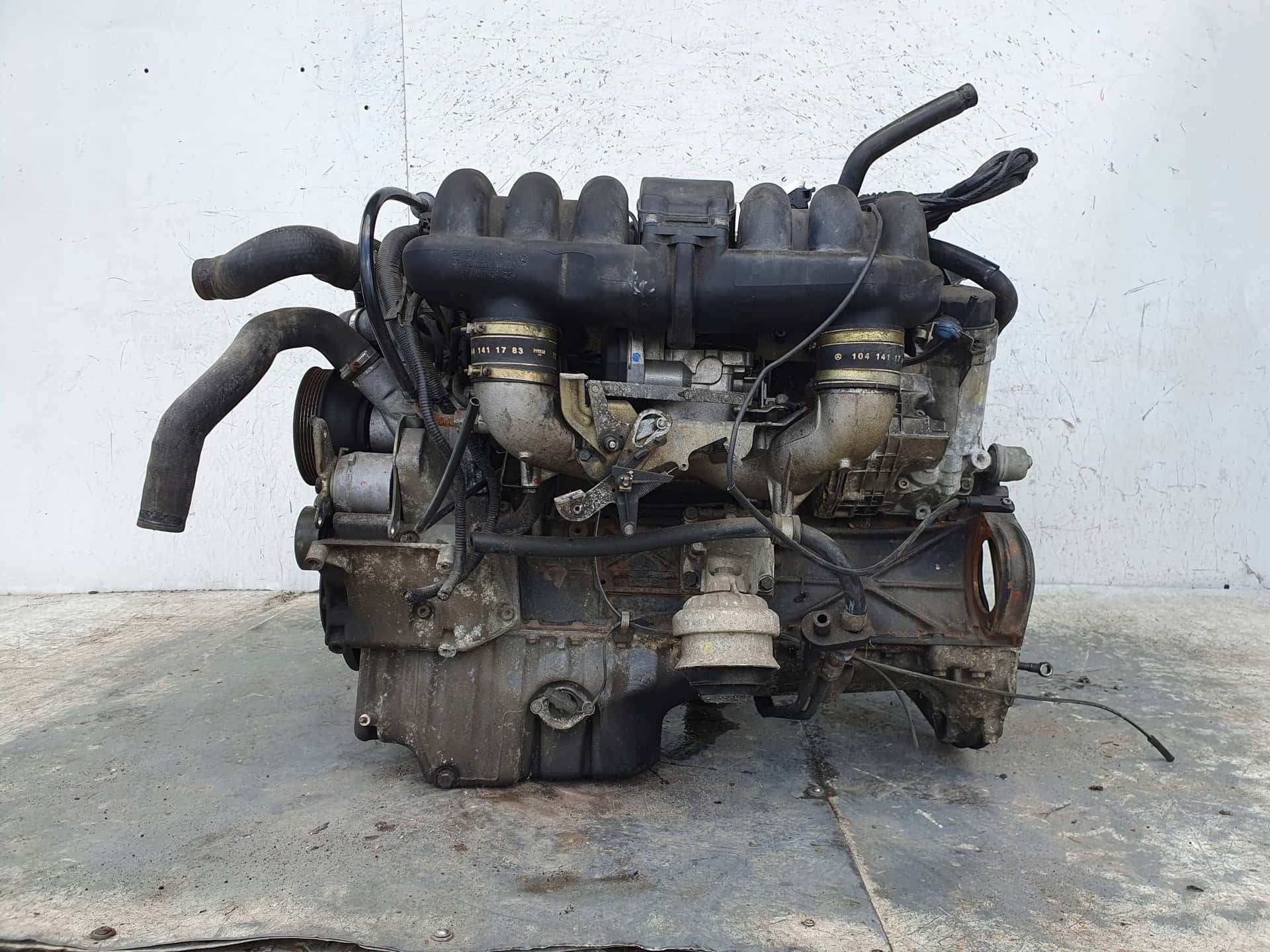Moteur M 104.942 vue 2