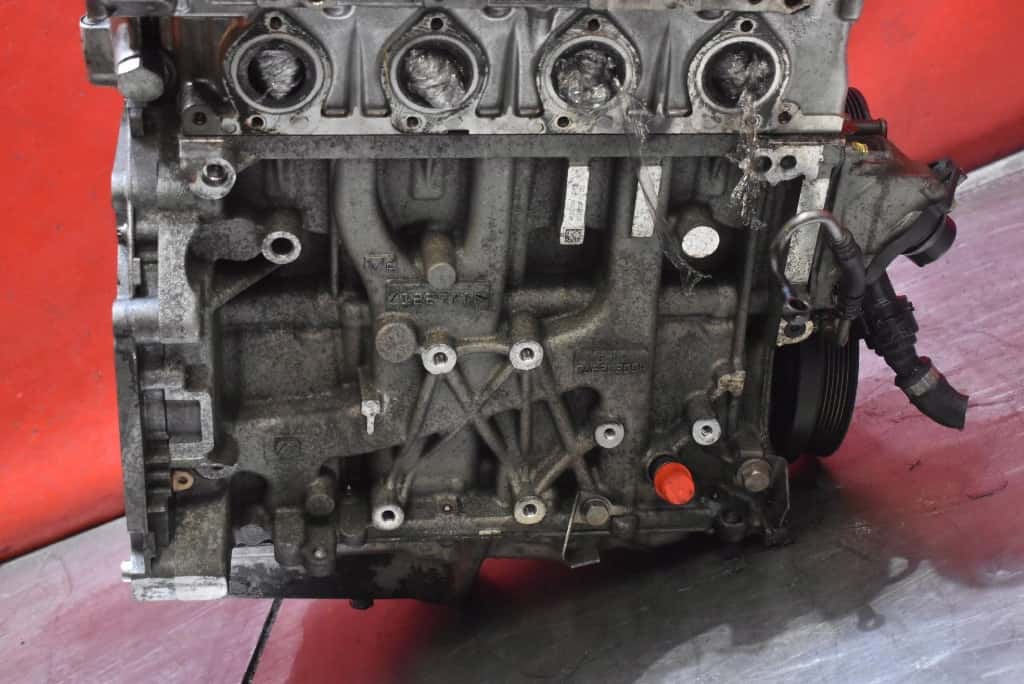 Moteur N47 D16 A vue 6