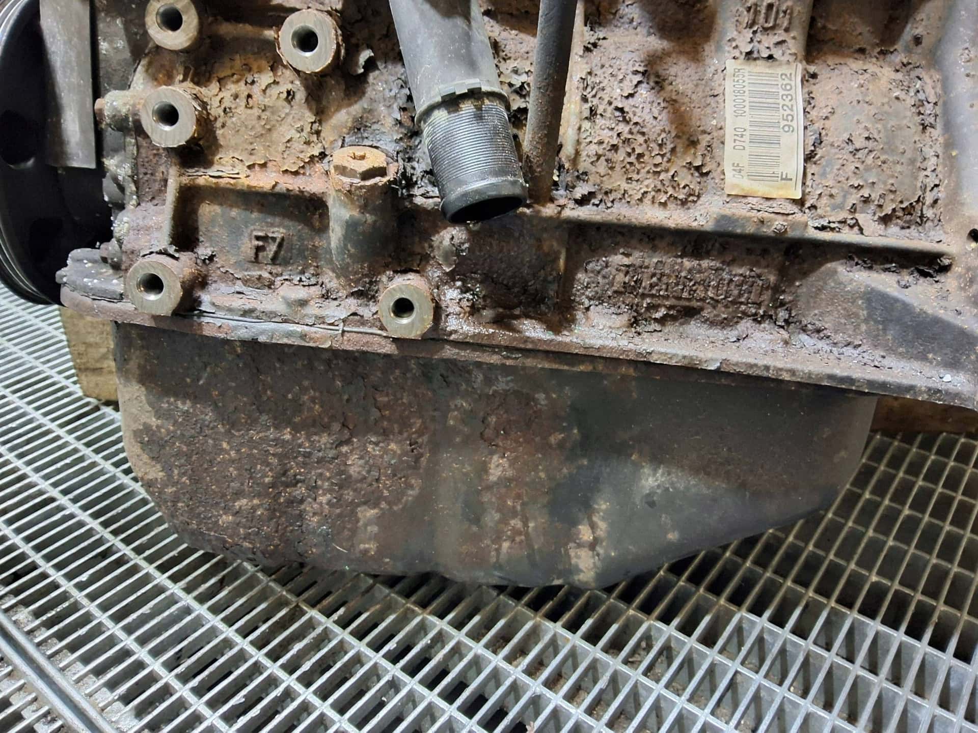 Moteur D4F 722 vue 6