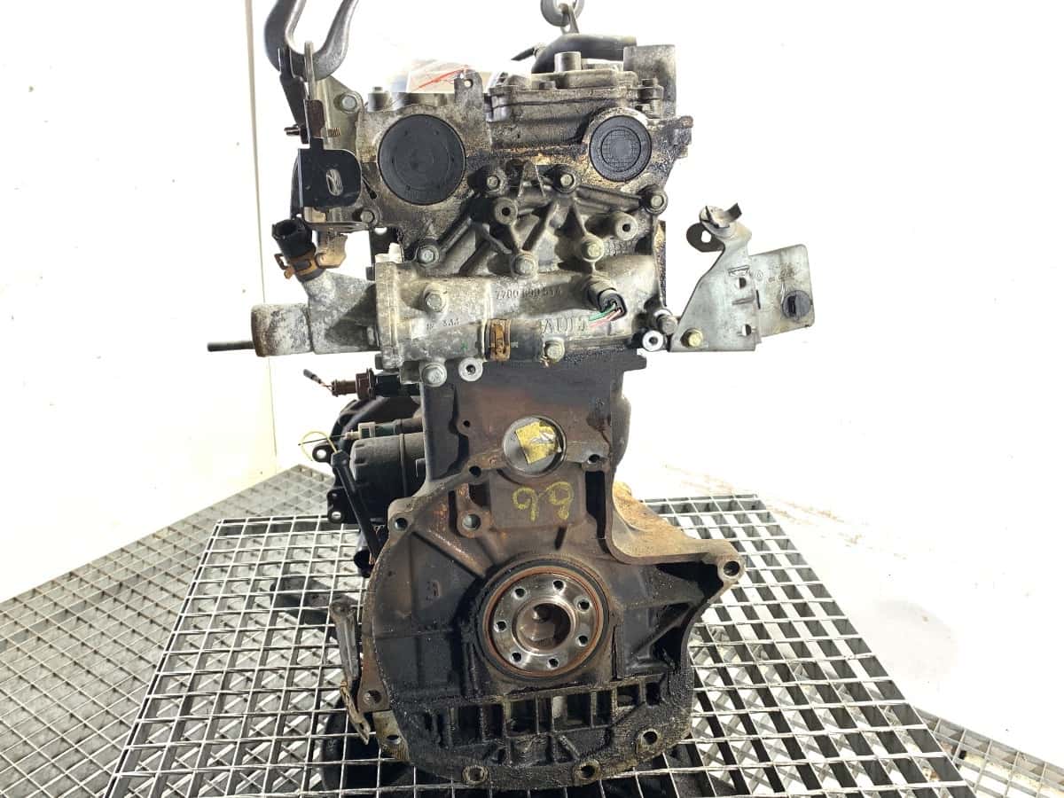Moteur F4R 744 vue 2