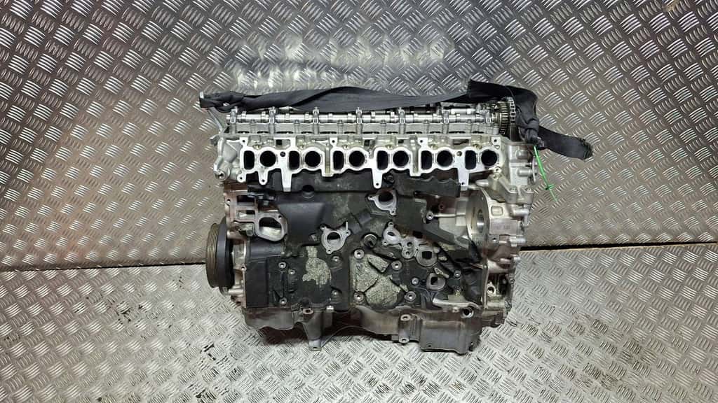 Moteur B57 D30 A vue 2