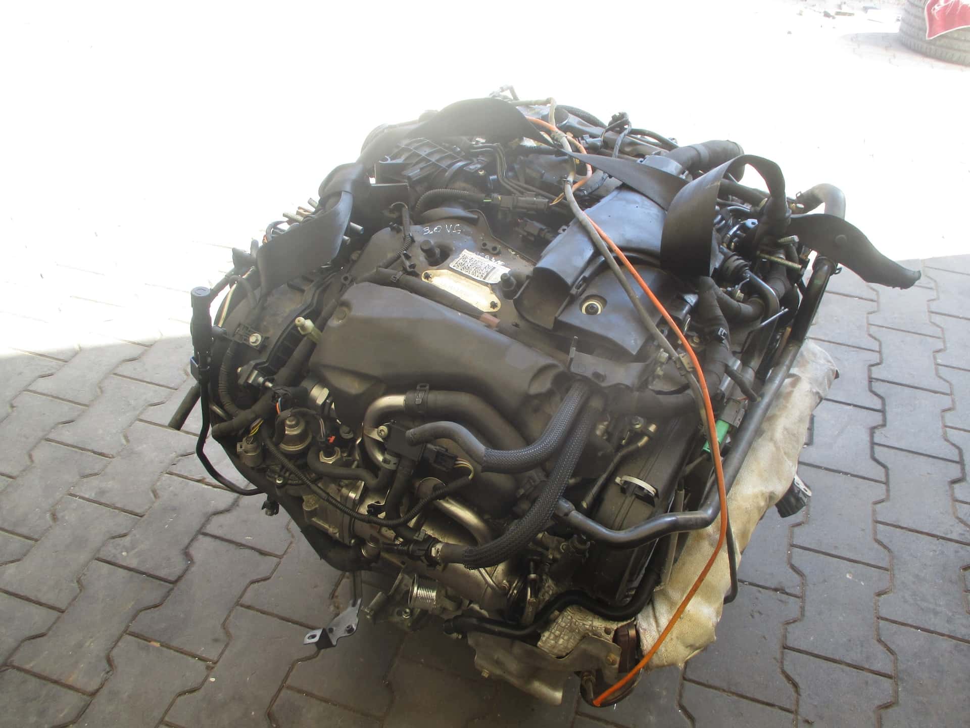 Moteur 306DT(TDV6) vue 3