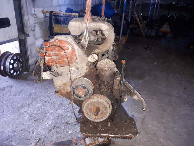 Moteur M40 B18 (184E1) vue 3