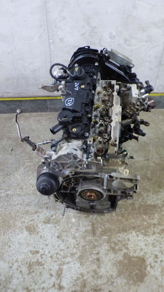 Moteur 8HR (DV4C) vue 3