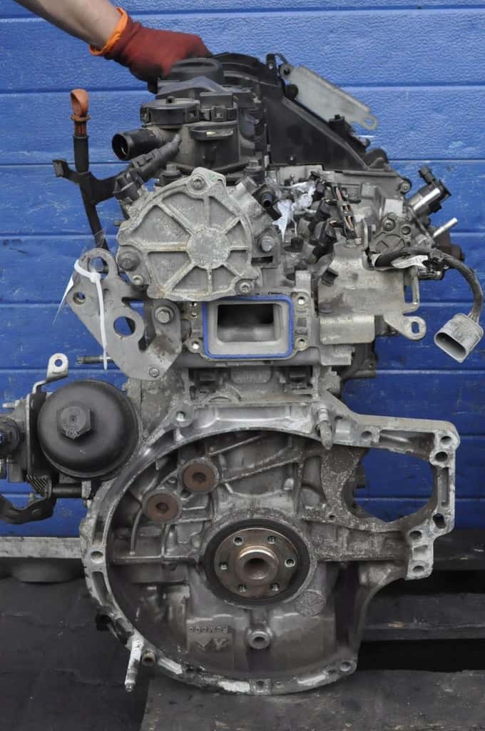 Moteur 9HN (DV6ETED) vue 2