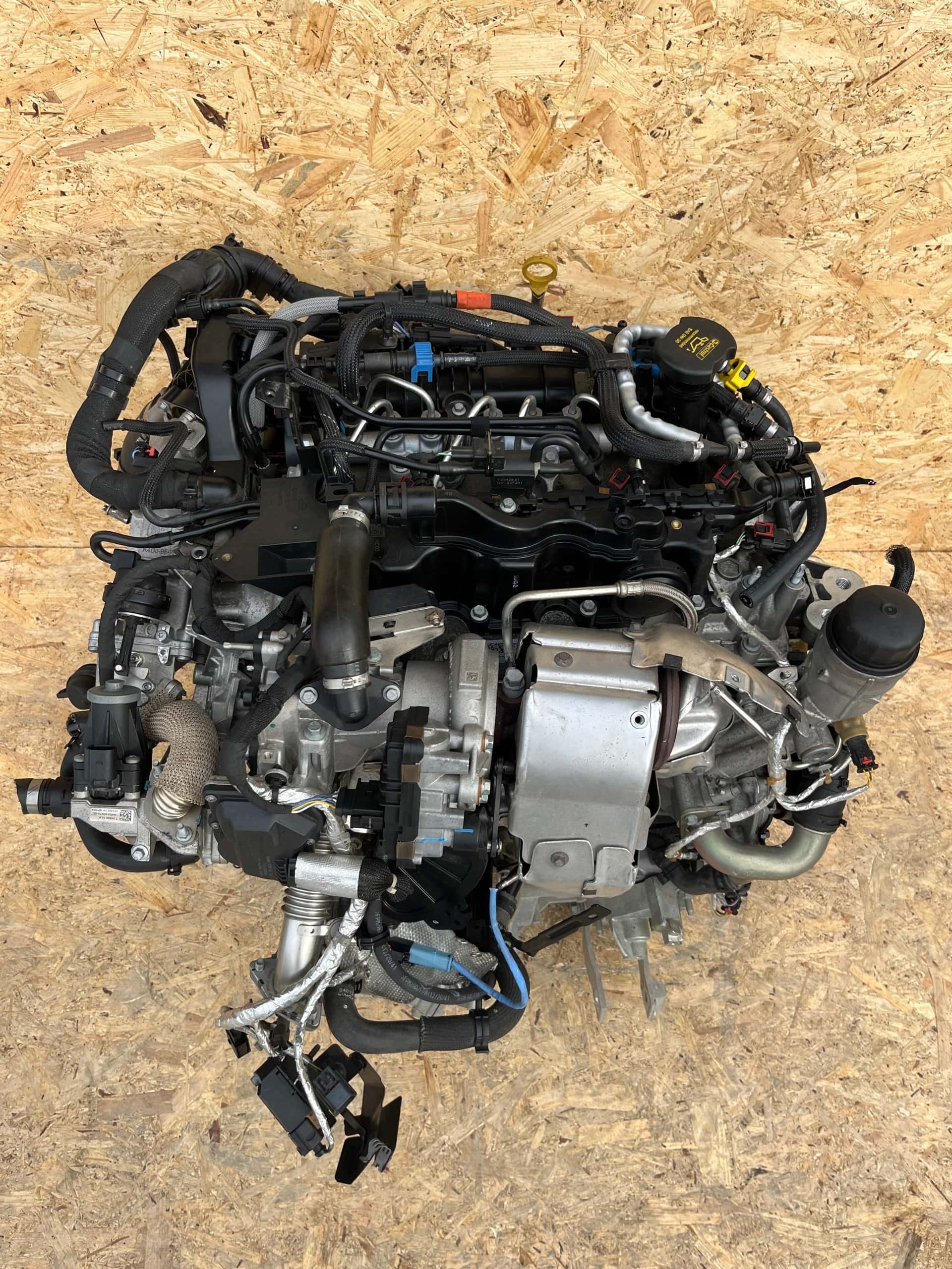 Moteur 204DTD(AJ21D4) vue 10