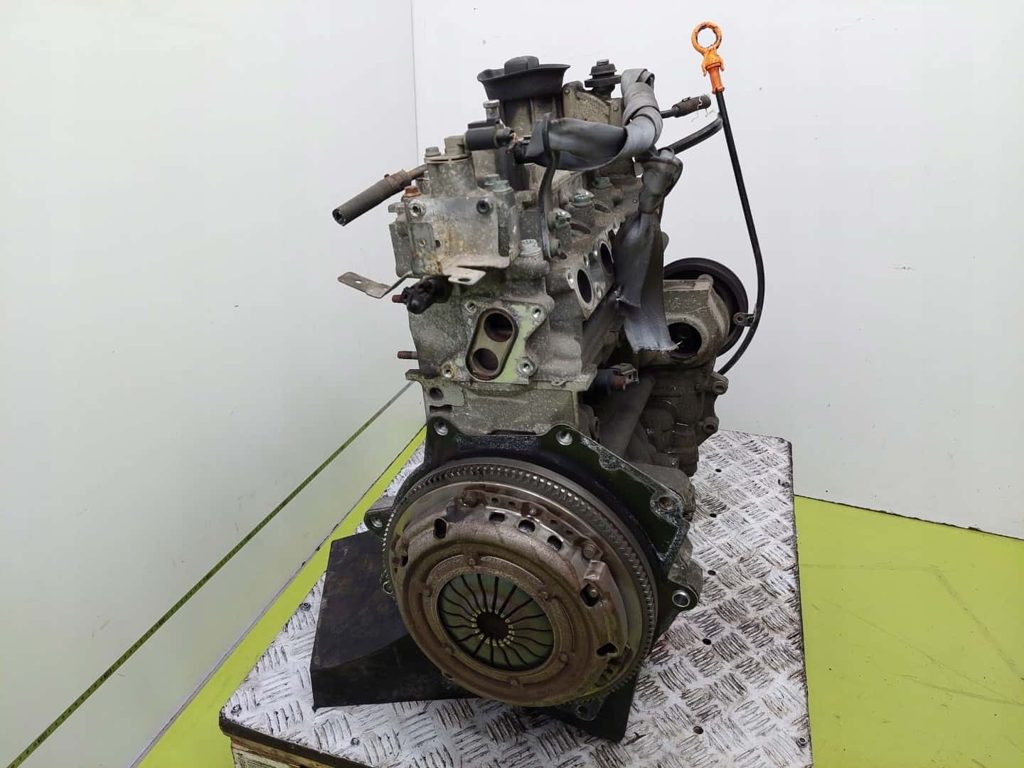 Moteur AWY vue 6