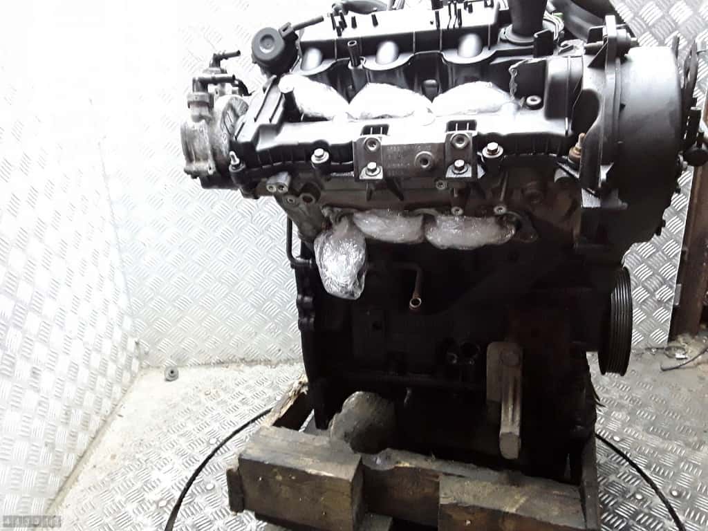 Moteur UHZ (DT17TED4) vue 3