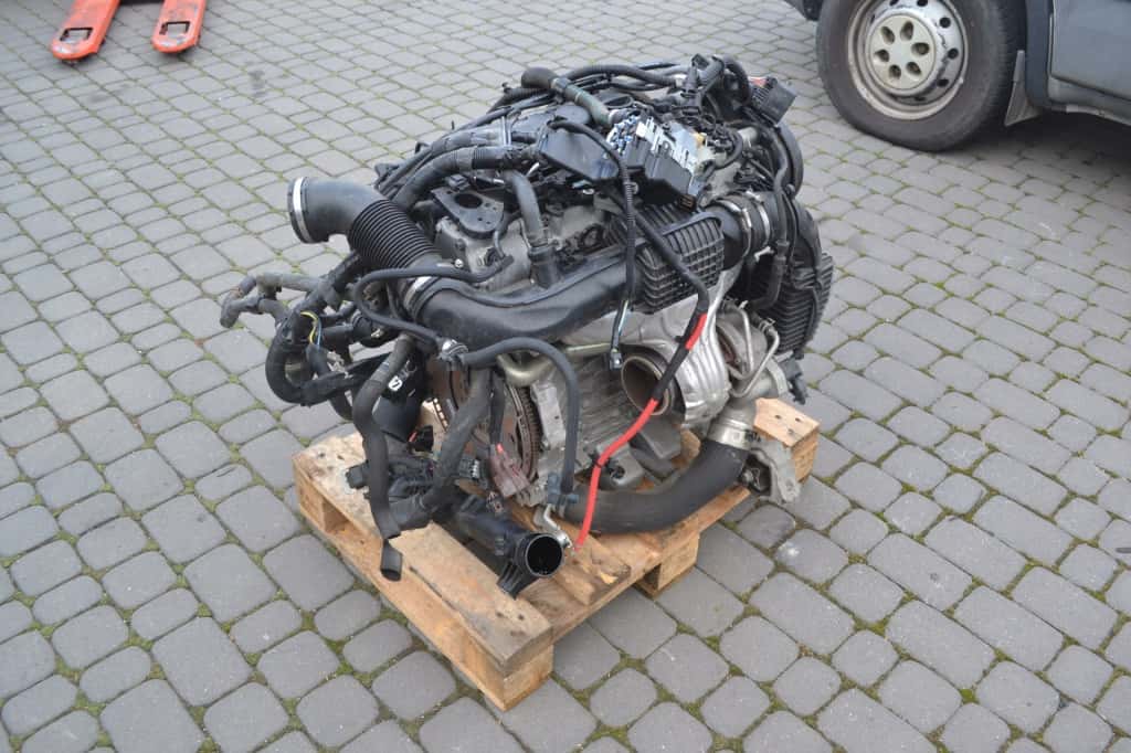 Moteur B 4204 T19 vue 3