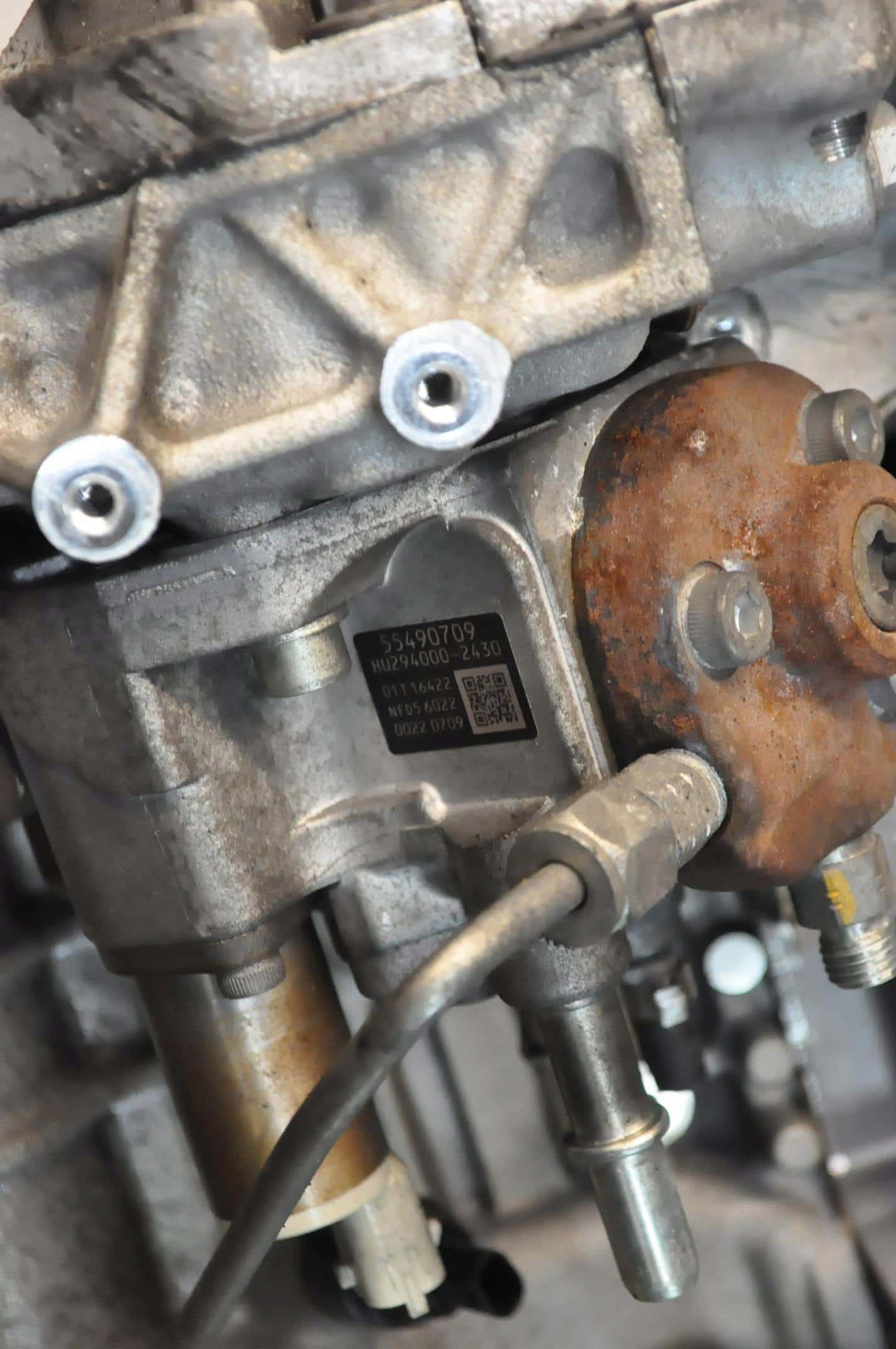 Moteur B 16 DTH vue 2