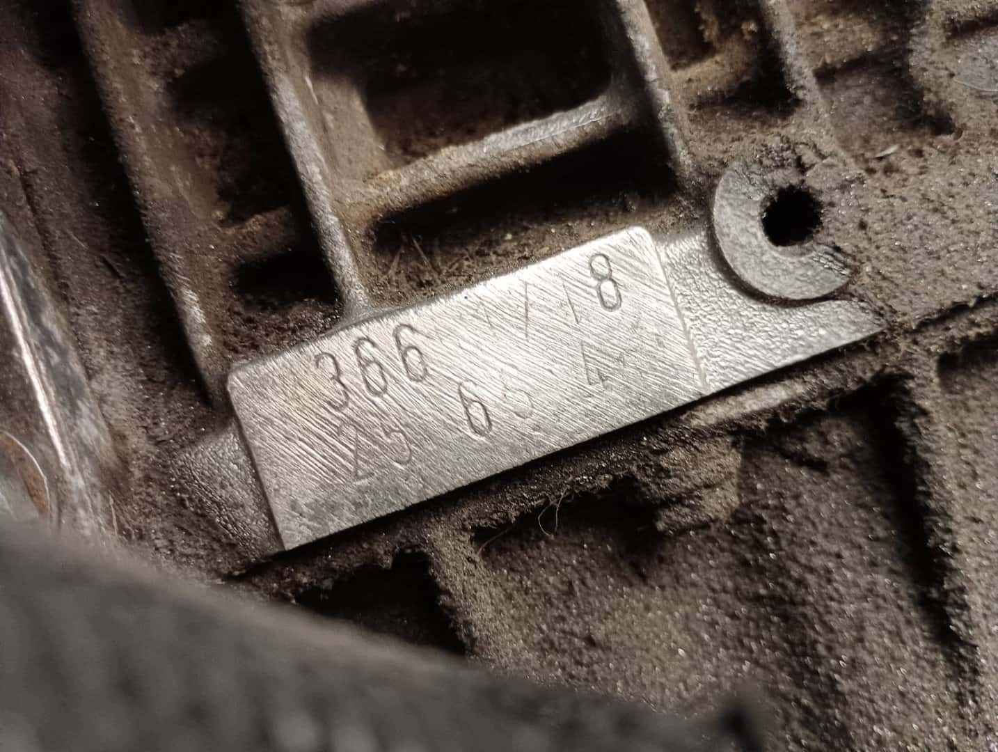 Moteur M54 B25 (256S5) vue 3