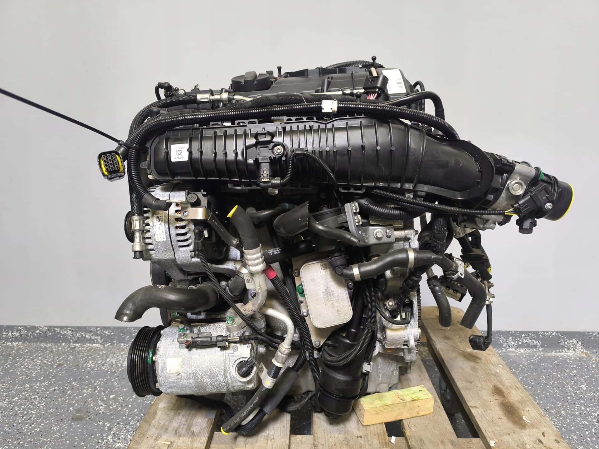 Moteur B48 A20 A vue 4
