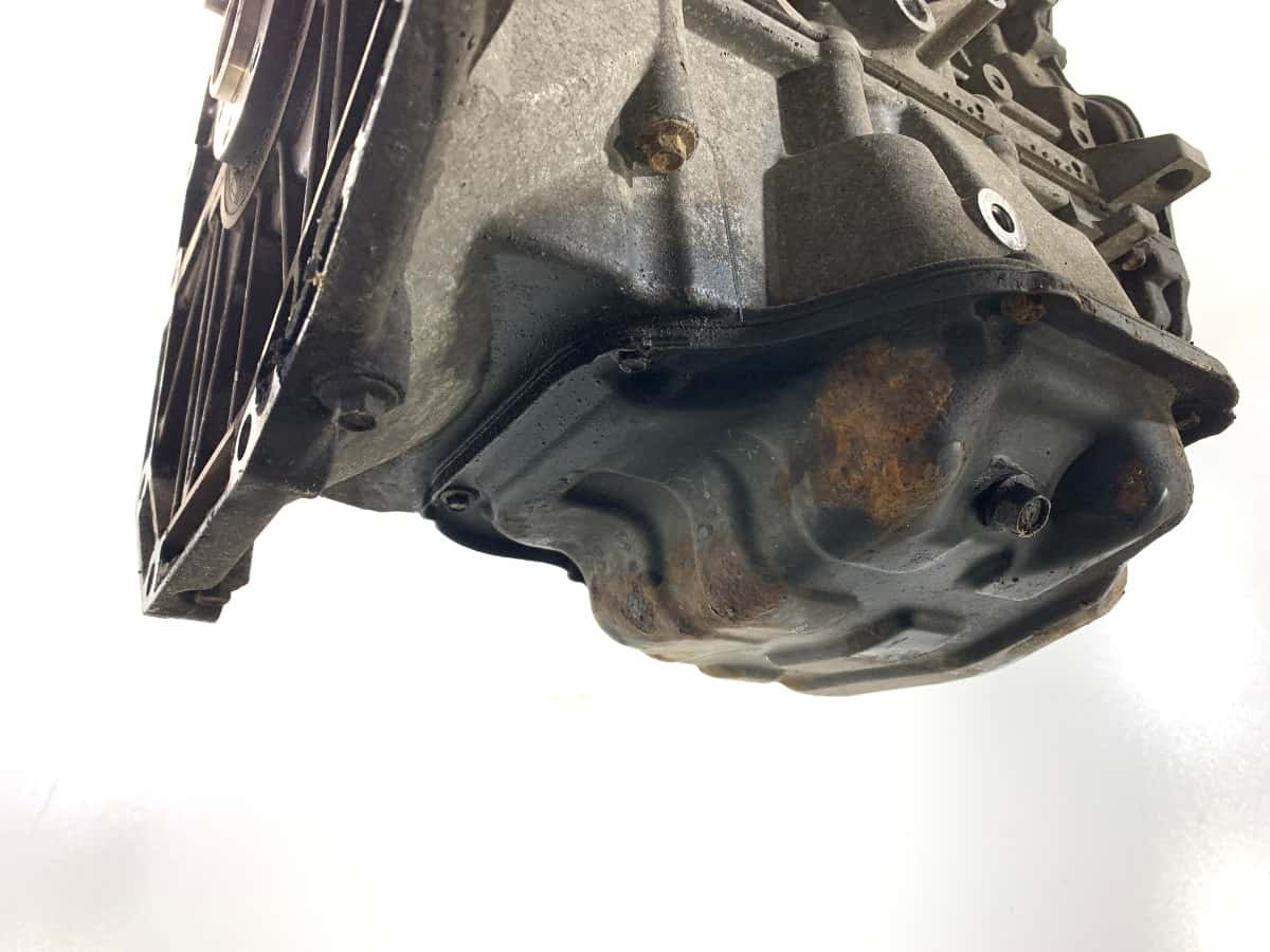 Moteur HR16DE vue 4