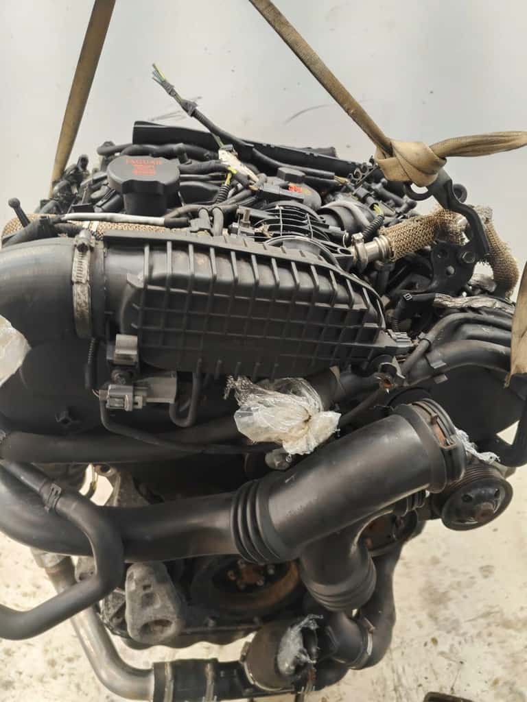 Moteur 276DT(TDV6) vue 2