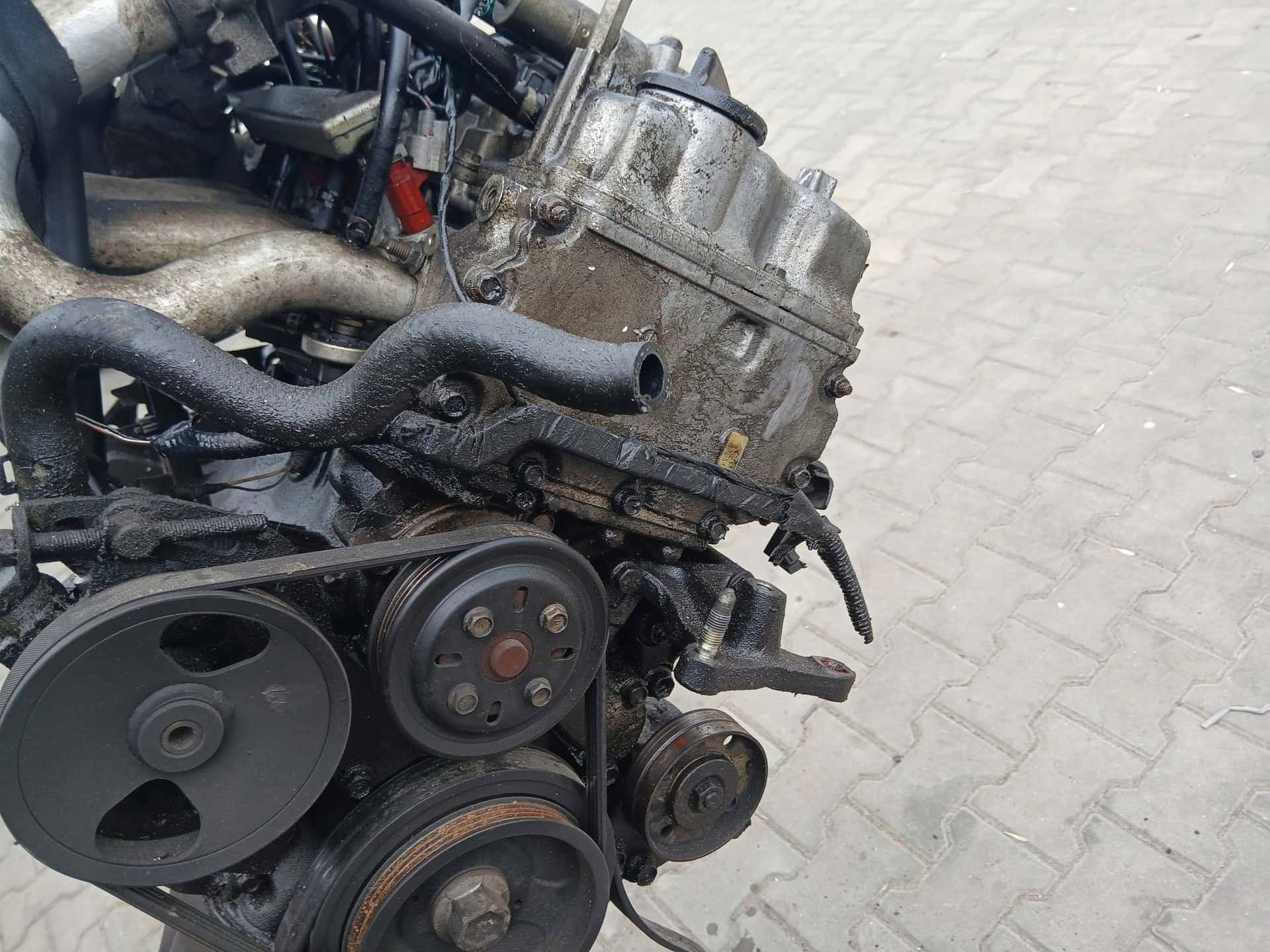 Moteur QG18DE vue 7